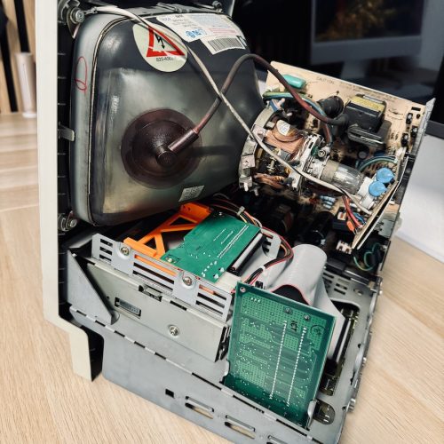 Macintosh Classic: výměna HDD za SD